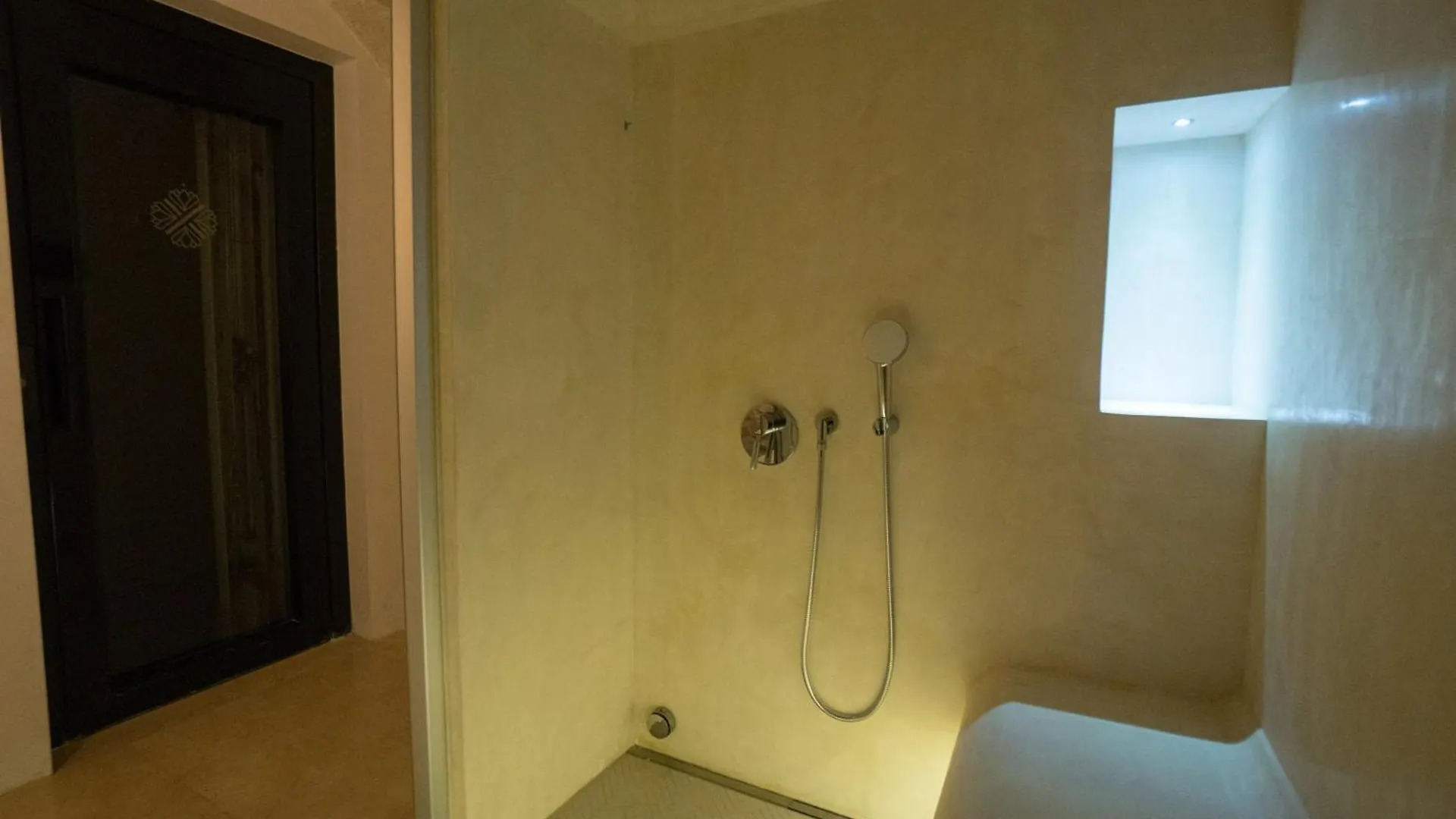 Szálloda Superbe Penthouse 3 Chambres Hammam Terrasse - Saint Germain Párizs Franciaország