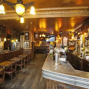  Hotel Bistrot Les Sans Culottes